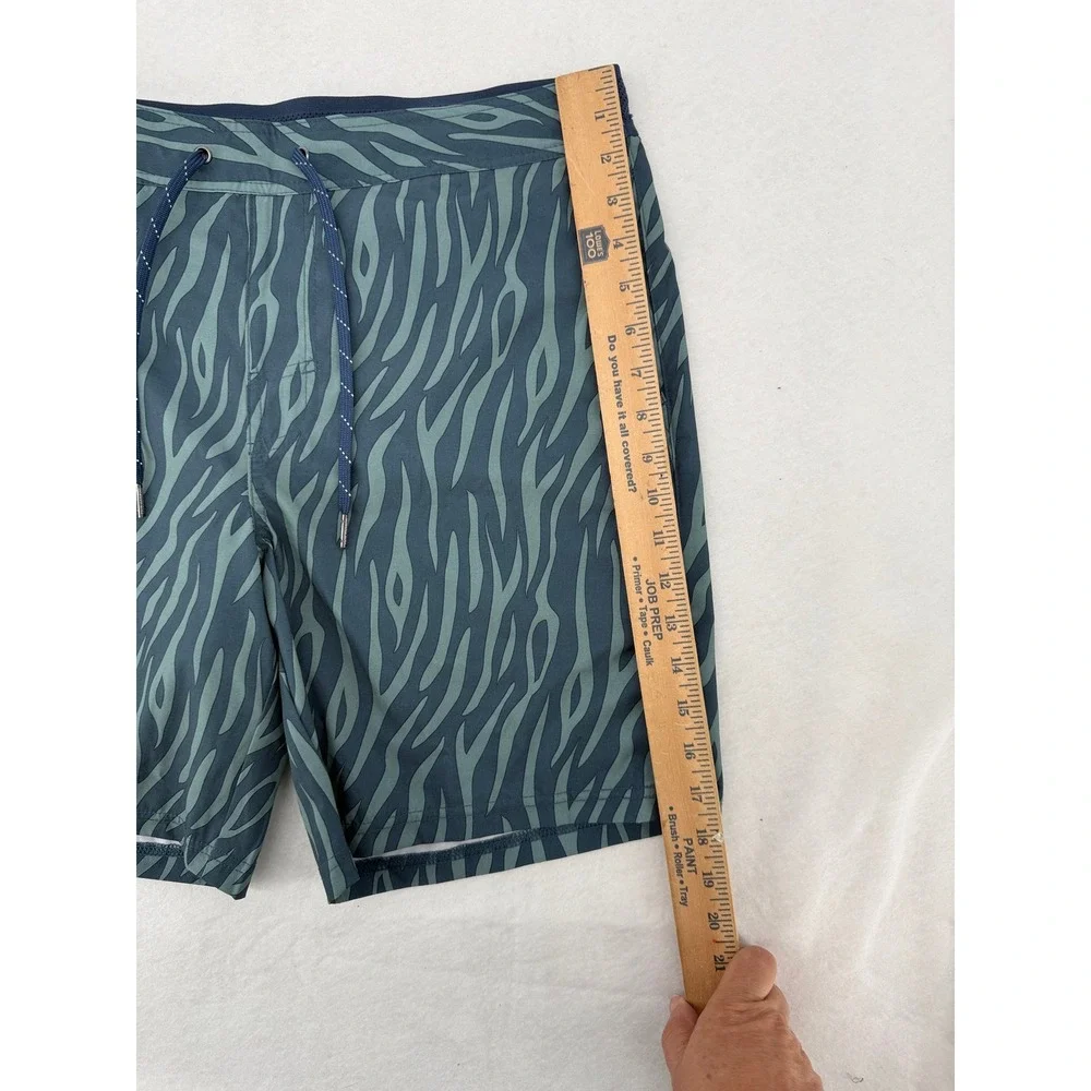 Fair Harbor Mens Board Shorts Size L Green Grey Zebra Print Recycled Stretch